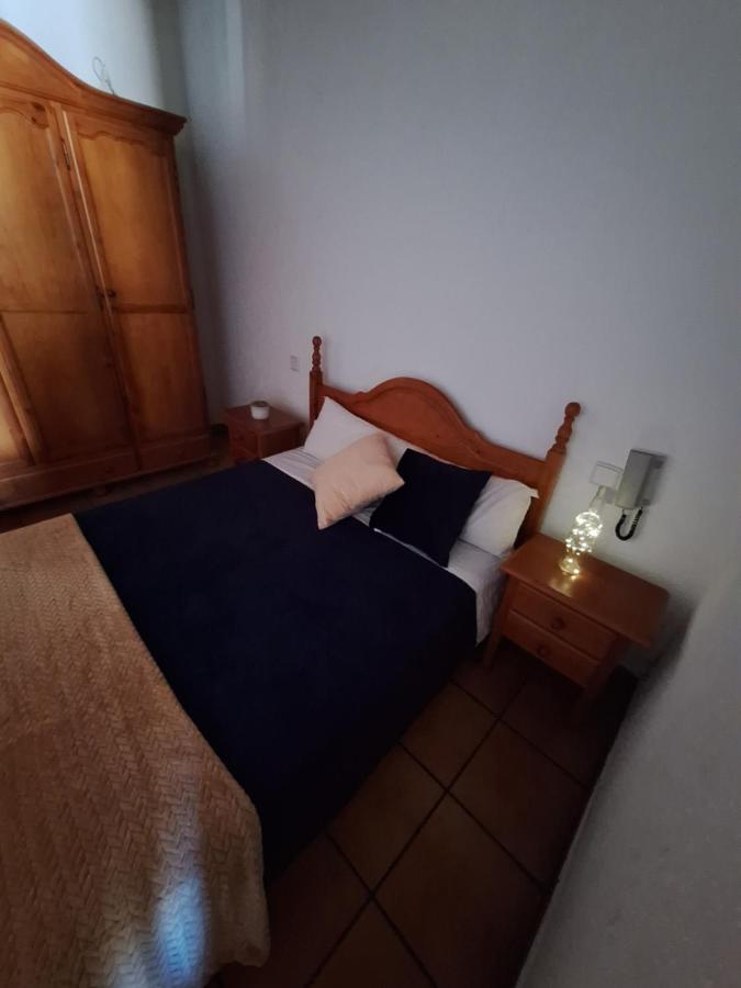 San Bartolomé de Pinares Hostal El Patio Restaurante מראה חיצוני תמונה