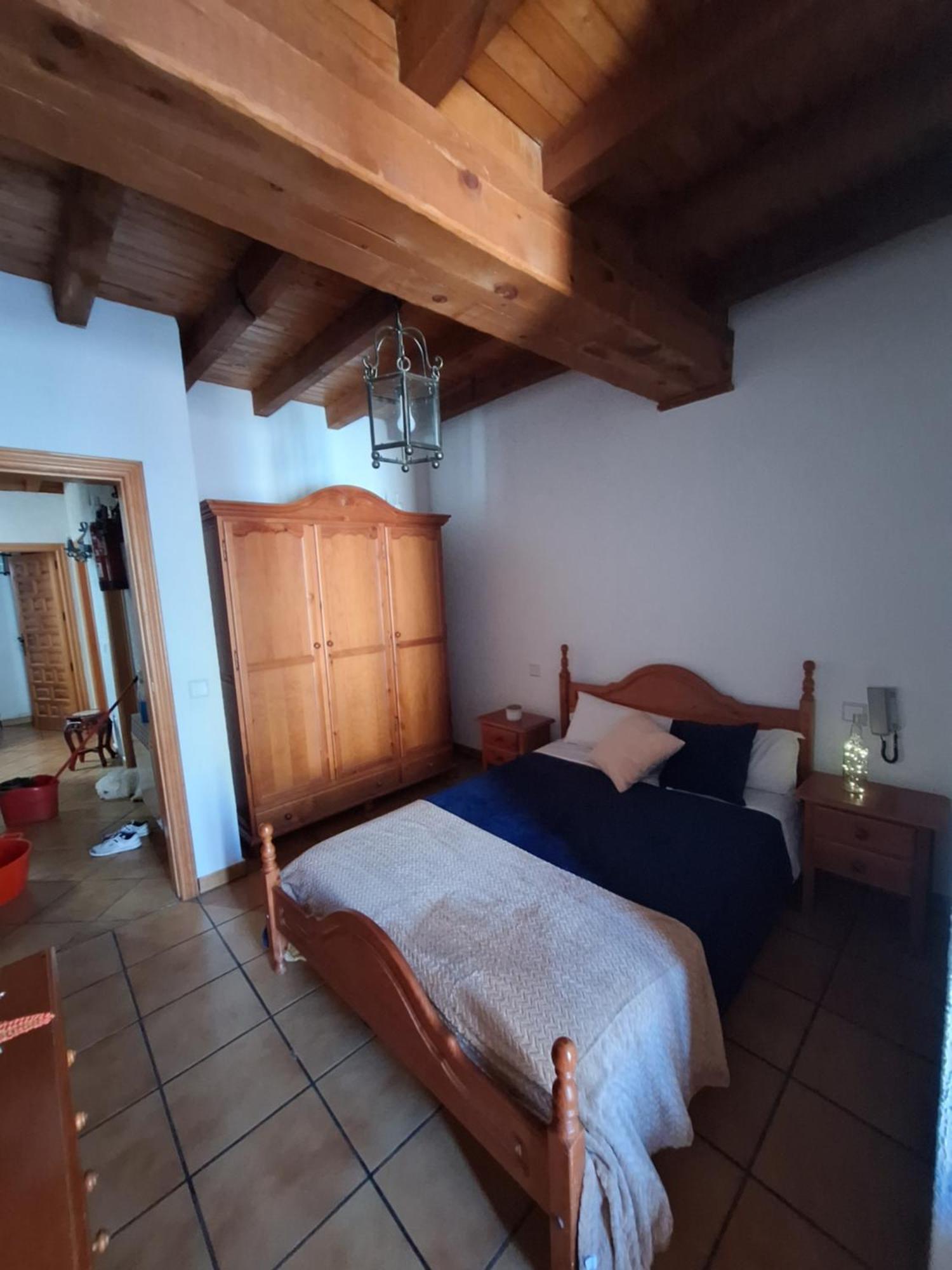 San Bartolomé de Pinares Hostal El Patio Restaurante מראה חיצוני תמונה